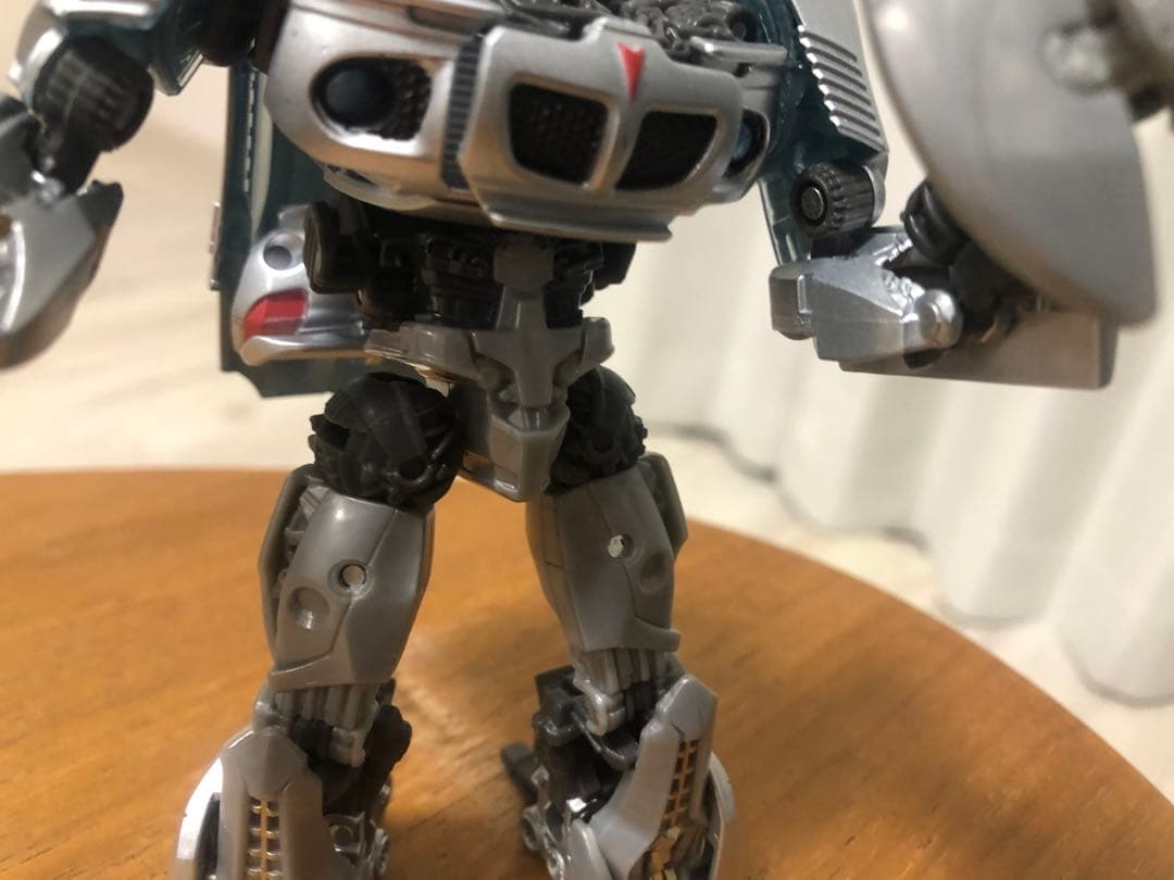 トランスフォーマー スタジオシリーズ ジャズ