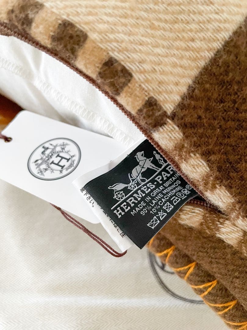 【新品未使用】HERMES / クッション
