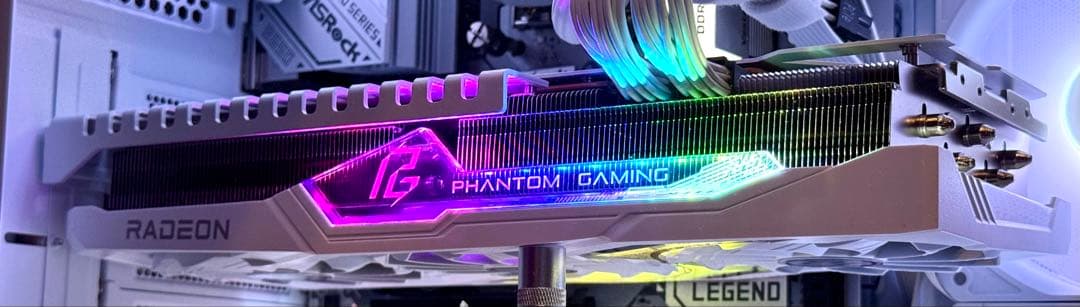 ASRock Radeon RX 7900 XT OC 20GB ホワイト