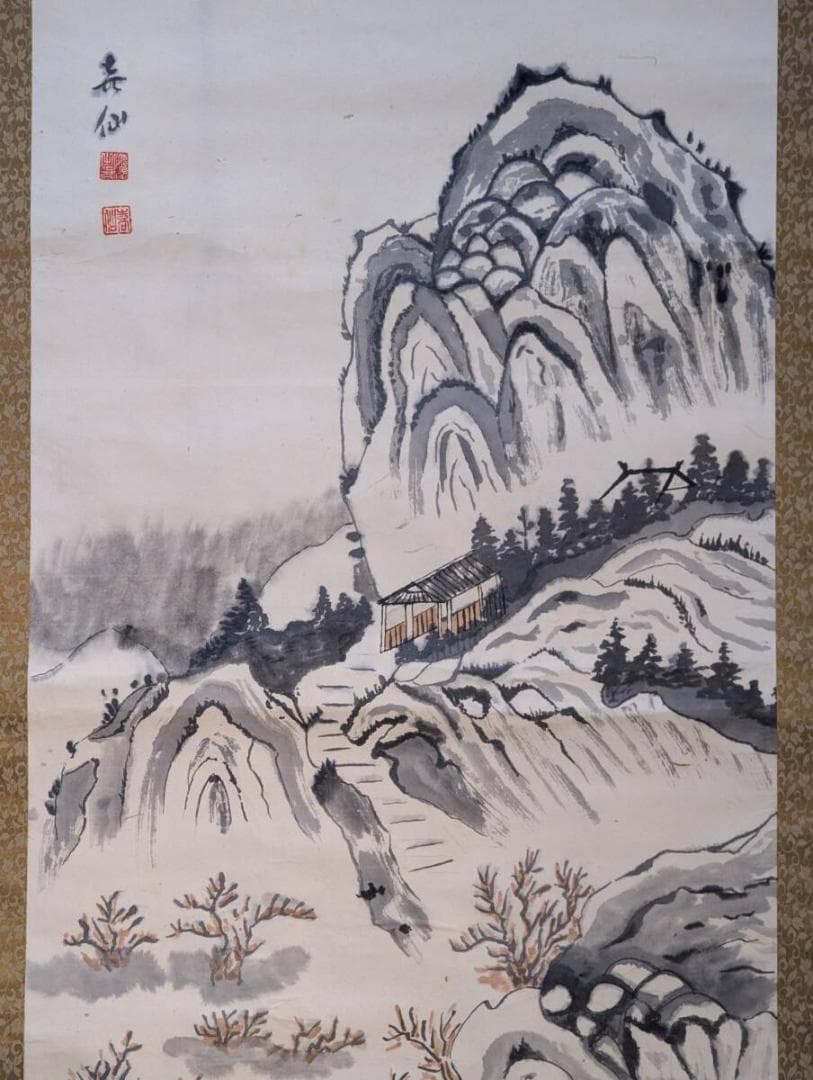 【真作】掛軸　淡彩山水図　雄峰と幽谷・人物入り　文人画風の雅趣　日本画　V93