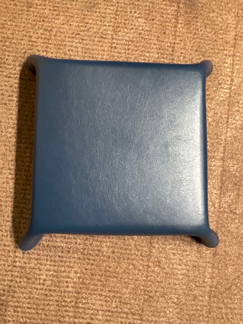 BREITLING ブライトリング 純正 レザートレイ 小物入れ ノベルティ