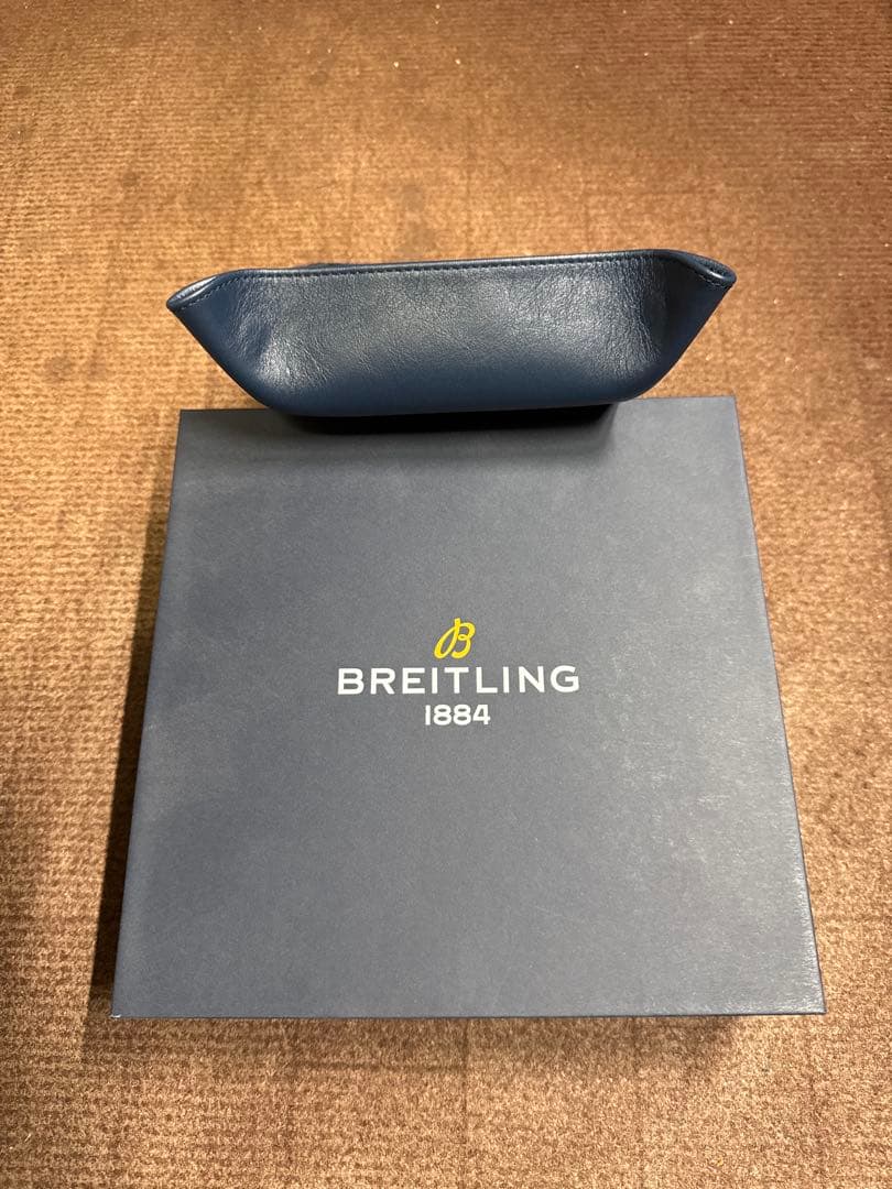 BREITLING ブライトリング 純正 レザートレイ 小物入れ ノベルティ