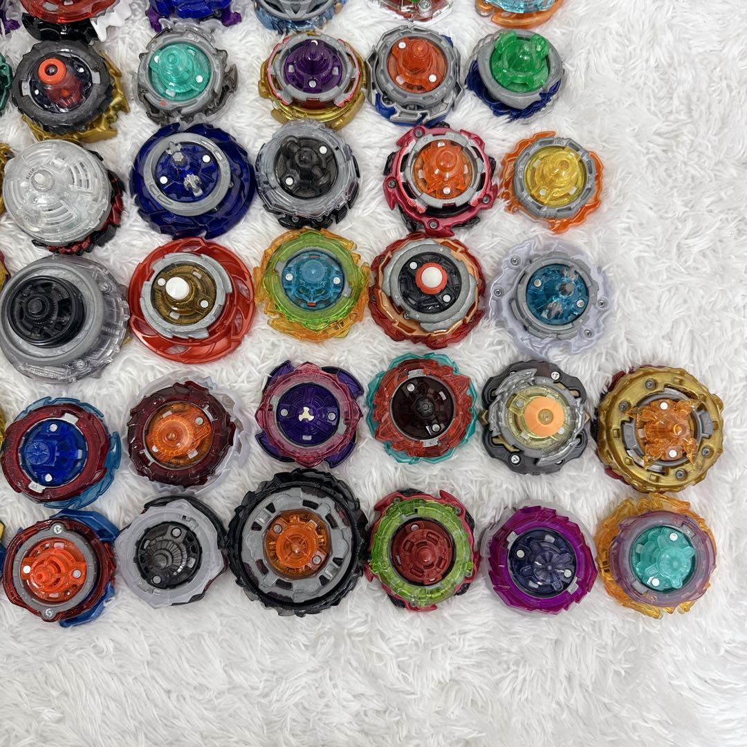 ベイブレードバースト 計121点 引退品 まとめ DB DU GT 付属品 大量