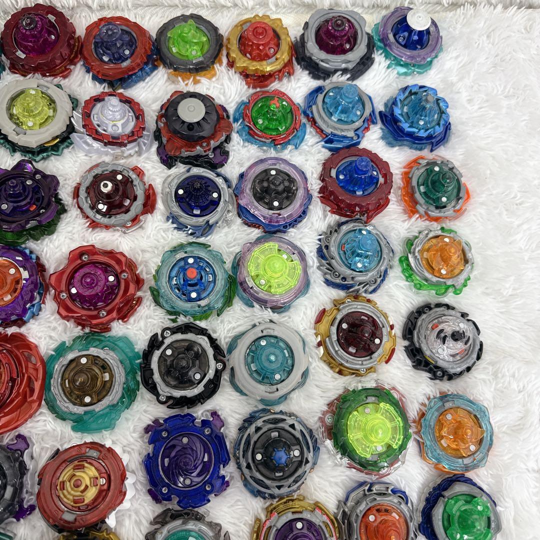 ベイブレードバースト 計121点 引退品 まとめ DB DU GT 付属品 大量