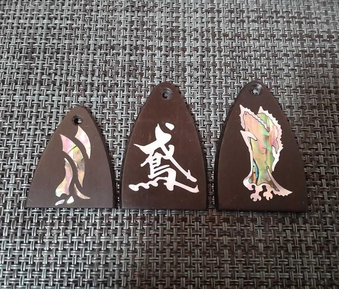 PRS　ローズ製　パールフレーム　トラスロッドカバー　RENSWOPM