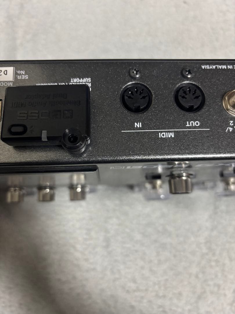 BOSS GX-100 BT-DUAL、純正スイッチカバー付き