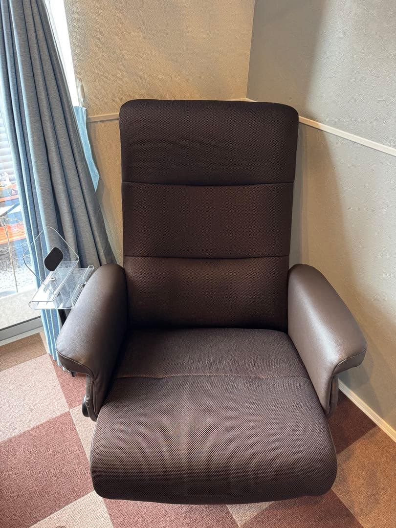 [送料込み]リクライニングパーソナルチェア＊タブレットホルダー付き！組み立て済