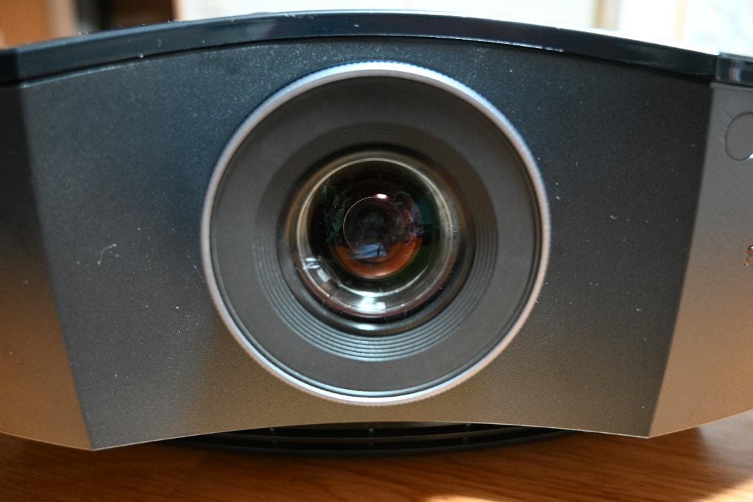 プロジェクター SONY VPL-HW50ES