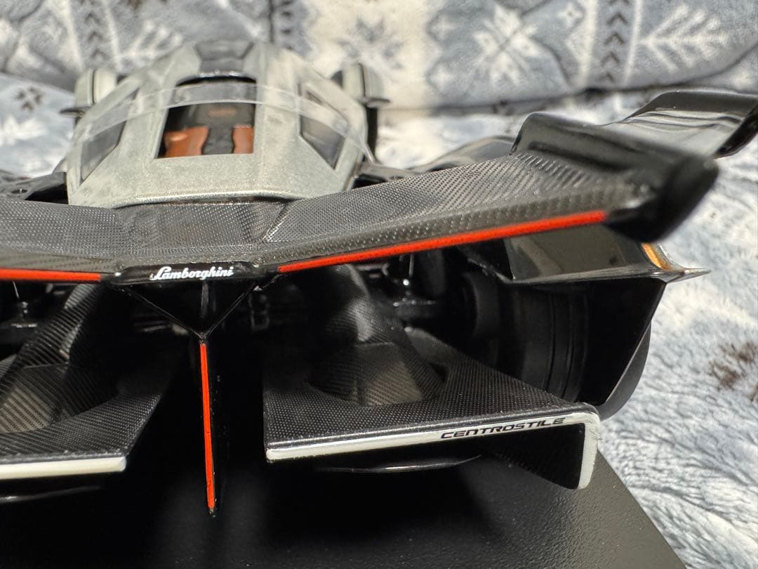 【匿名配送】ランボルギーニ ランボ V12 Vision グランツーリスモ