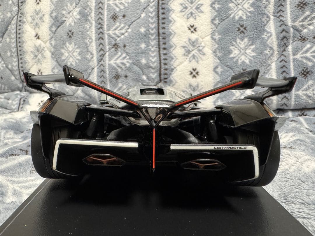 【匿名配送】ランボルギーニ ランボ V12 Vision グランツーリスモ