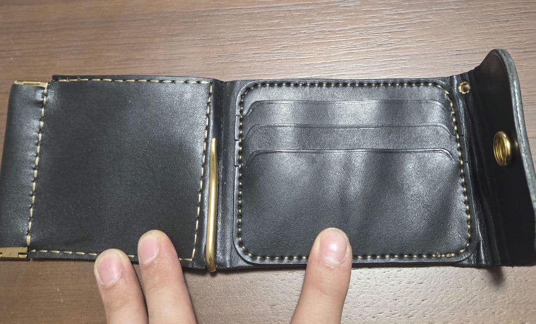 黒レザー マネークリップウォレット