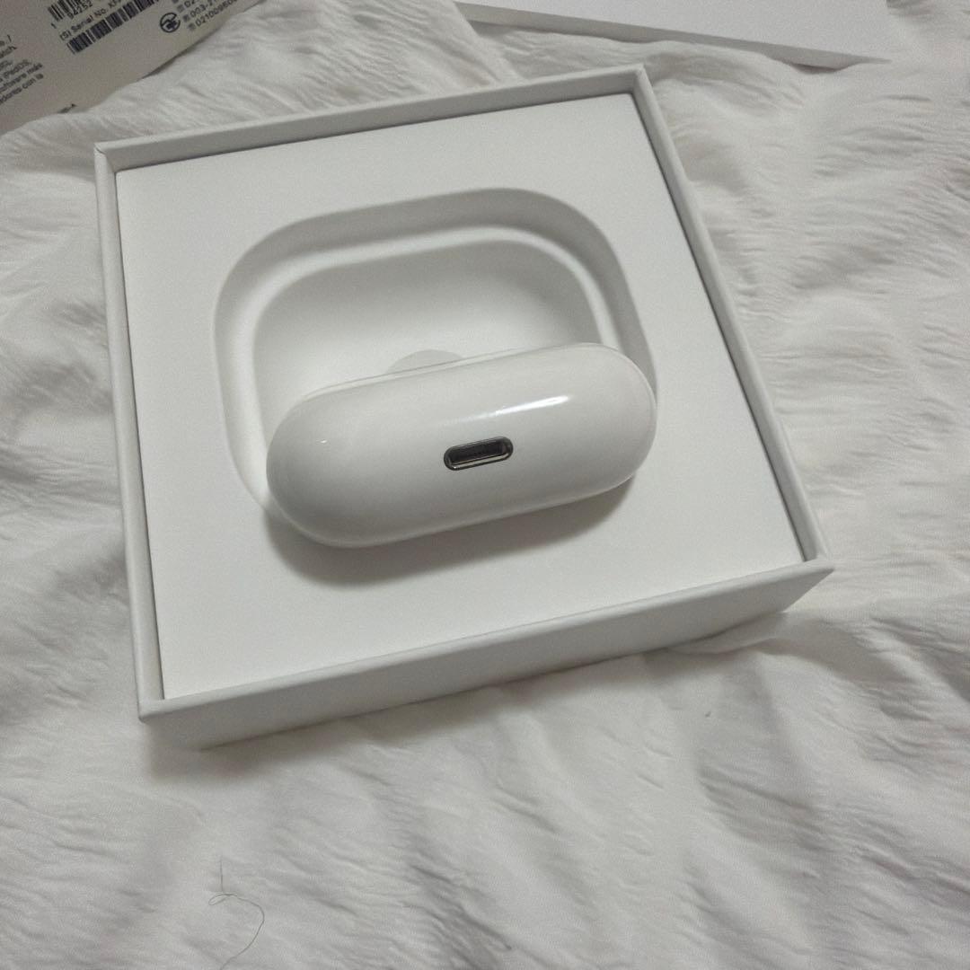 AirPods第3世代本体 ホワイト 充電ケース付き