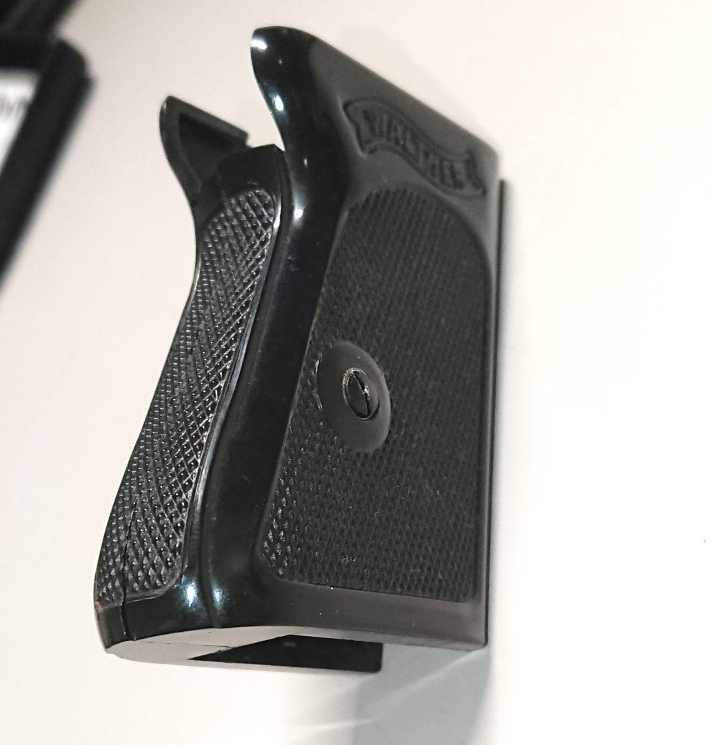 りんこ 実物 WALTHER純正 ワルサー PPK　樹脂製グリップ