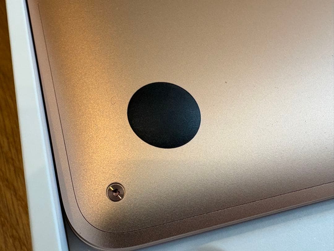美品MacBook Air M1 2020 8GB/256GB バッテリー90%