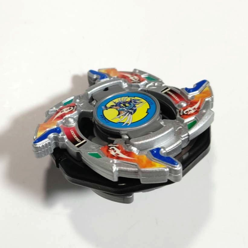 ベイブレード ドラグーンV2 シルバーVer【ユニー・アピタ限定】未使用・美品