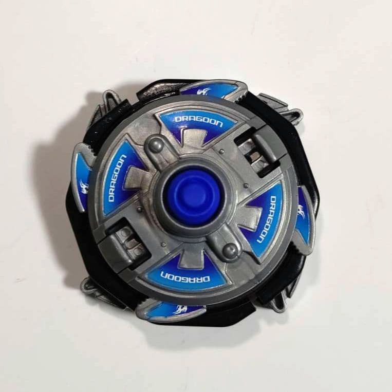 ベイブレード ドラグーンV2 シルバーVer【ユニー・アピタ限定】未使用・美品