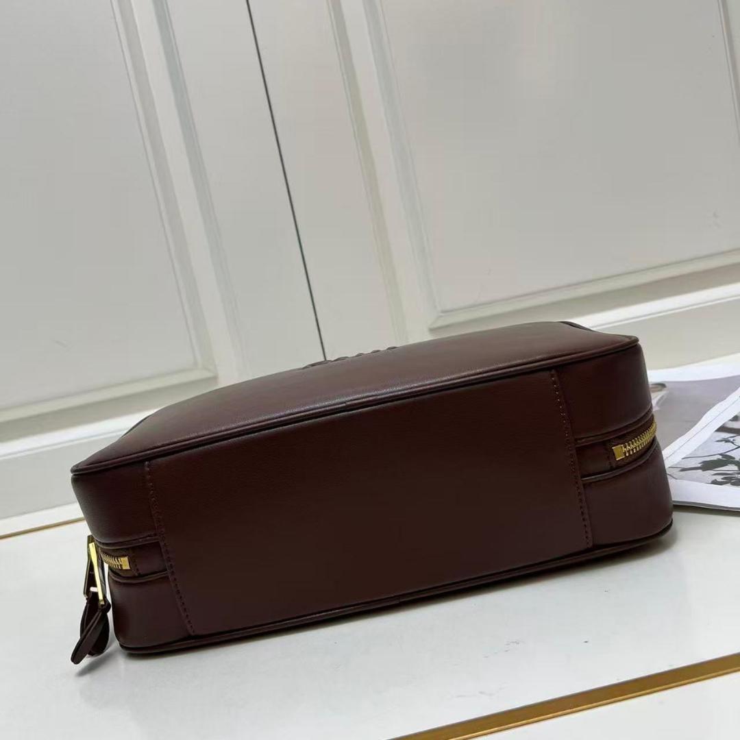 miumiu ブラウン ボストンバッグ ロゴ入り