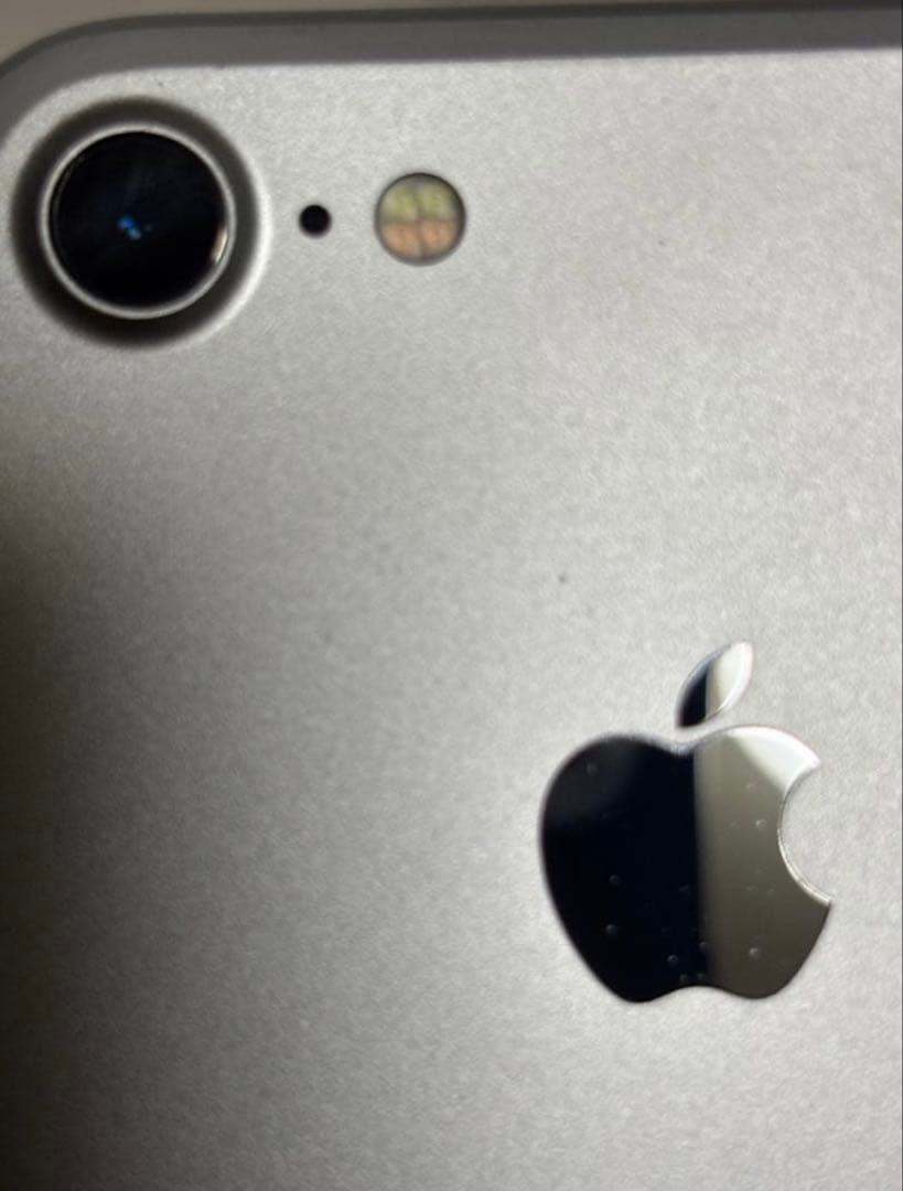 Apple iPhone7 32GB SIMフリーバッテリー新品交換