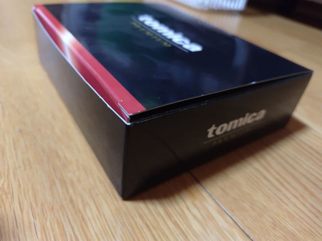 「トミカプレミアム６台セット」