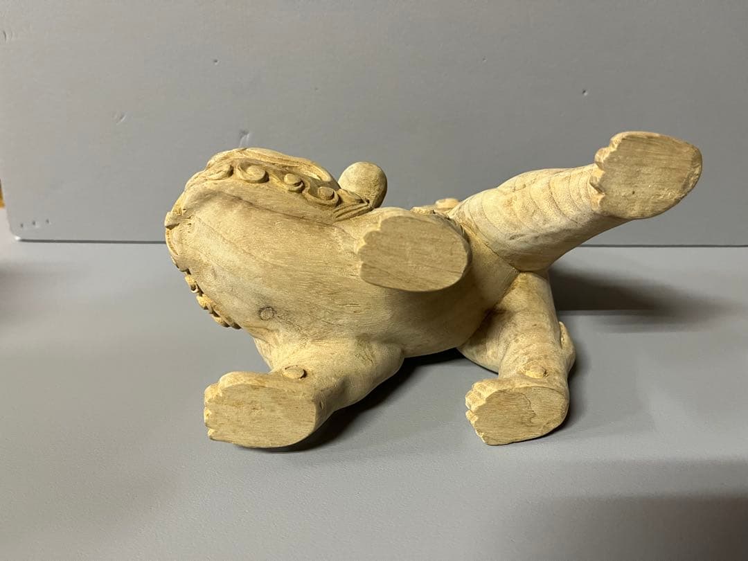 木製　獅子の彫刻 置物 伝統的　縁起物　36