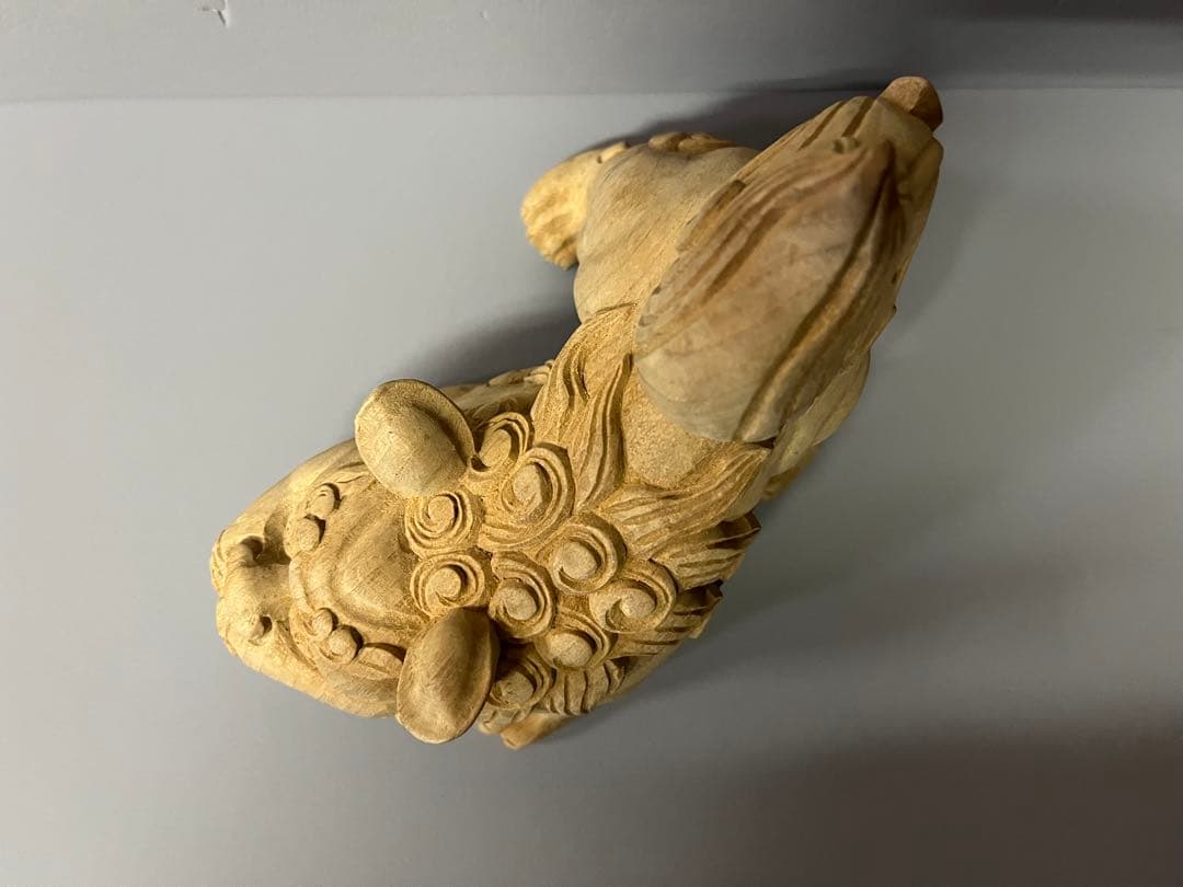 木製　獅子の彫刻 置物 伝統的　縁起物　36
