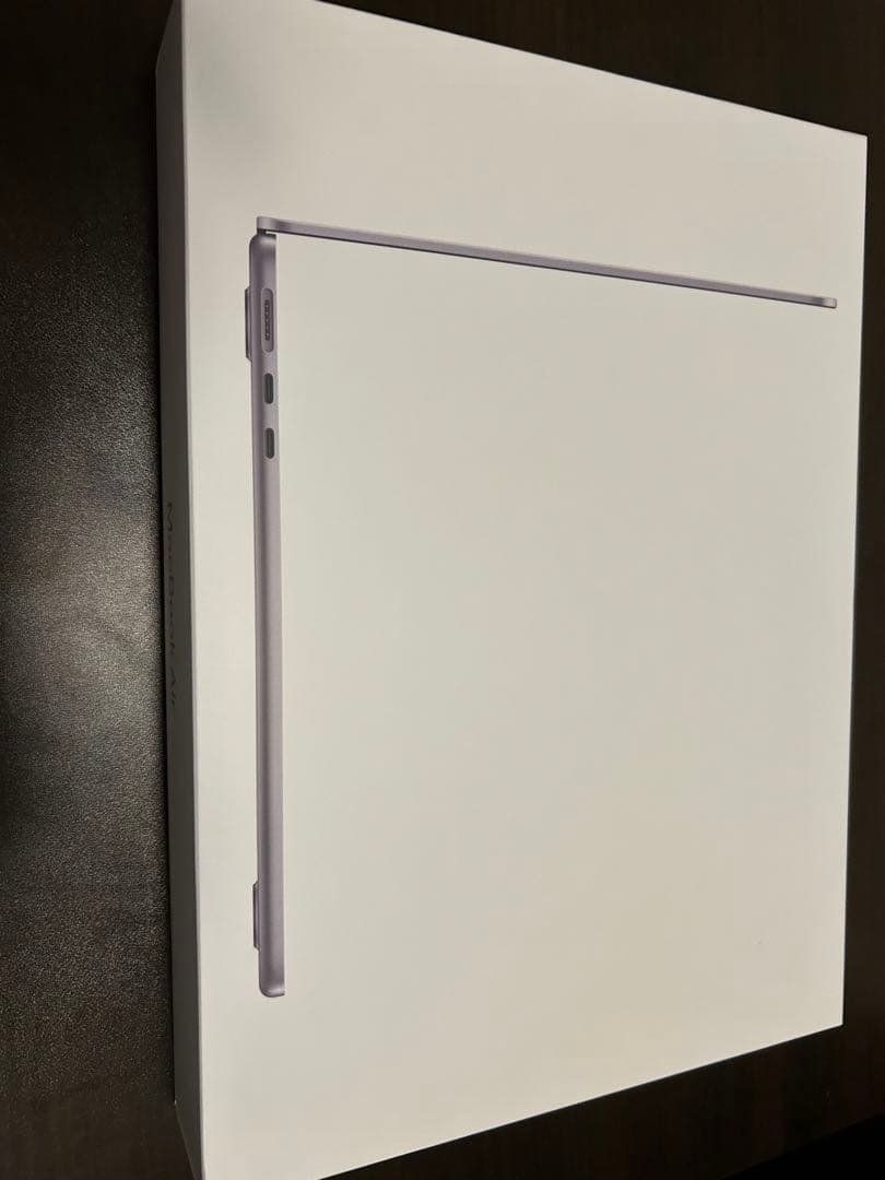 アップル Macbook Air M2 2022 13インチ