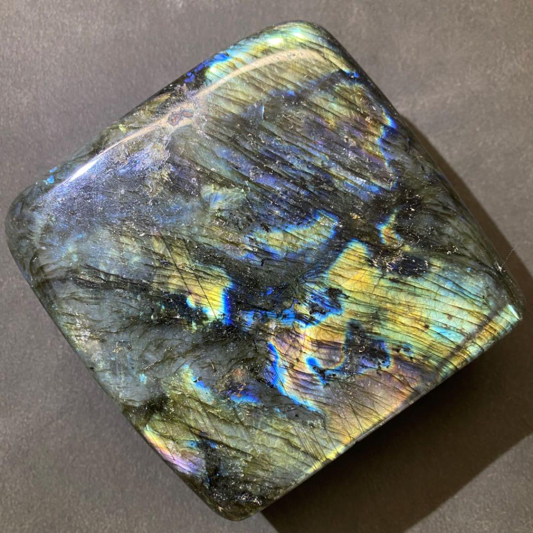 絶品❗巨大❗️ラブラドライト タンブル 天然石 鉱物 置物 原石 天然石A515