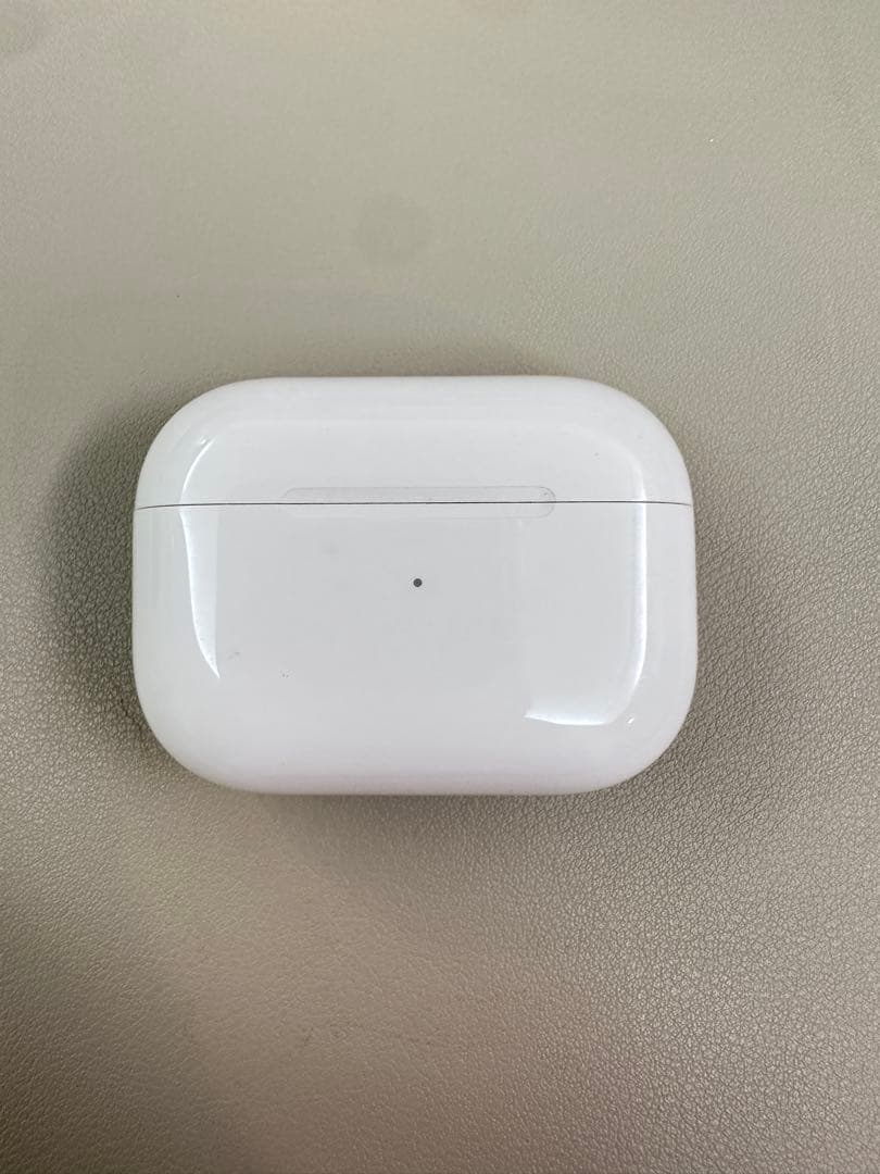 AppleAirPods Pro 本体 充電ケース付き ホワイト 動作確認済み