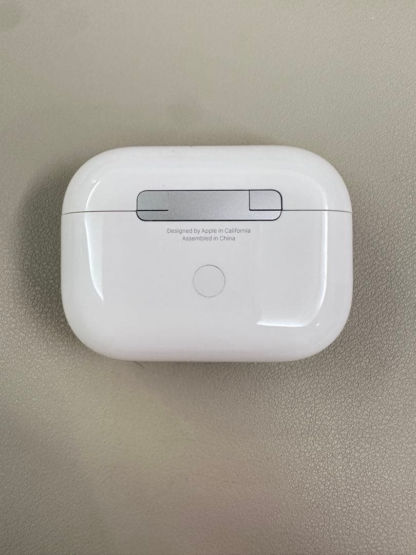 AppleAirPods Pro 本体 充電ケース付き ホワイト 動作確認済み