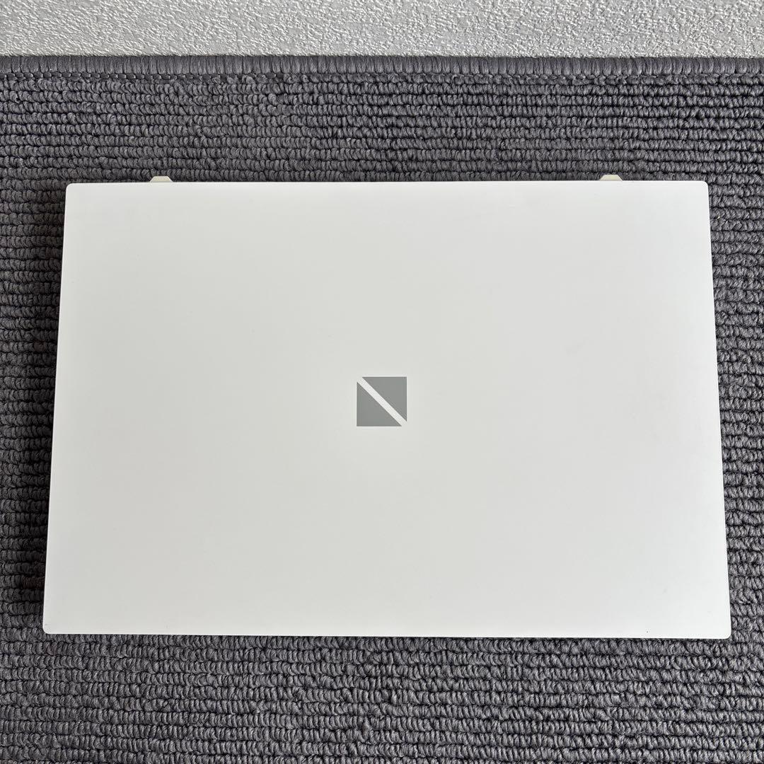 Windowsノート本体 NEC LAVIE N1415 AMD Athlon Silver 3050U