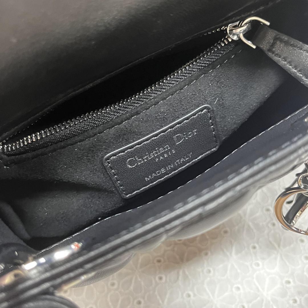 シルバー金具レディデ