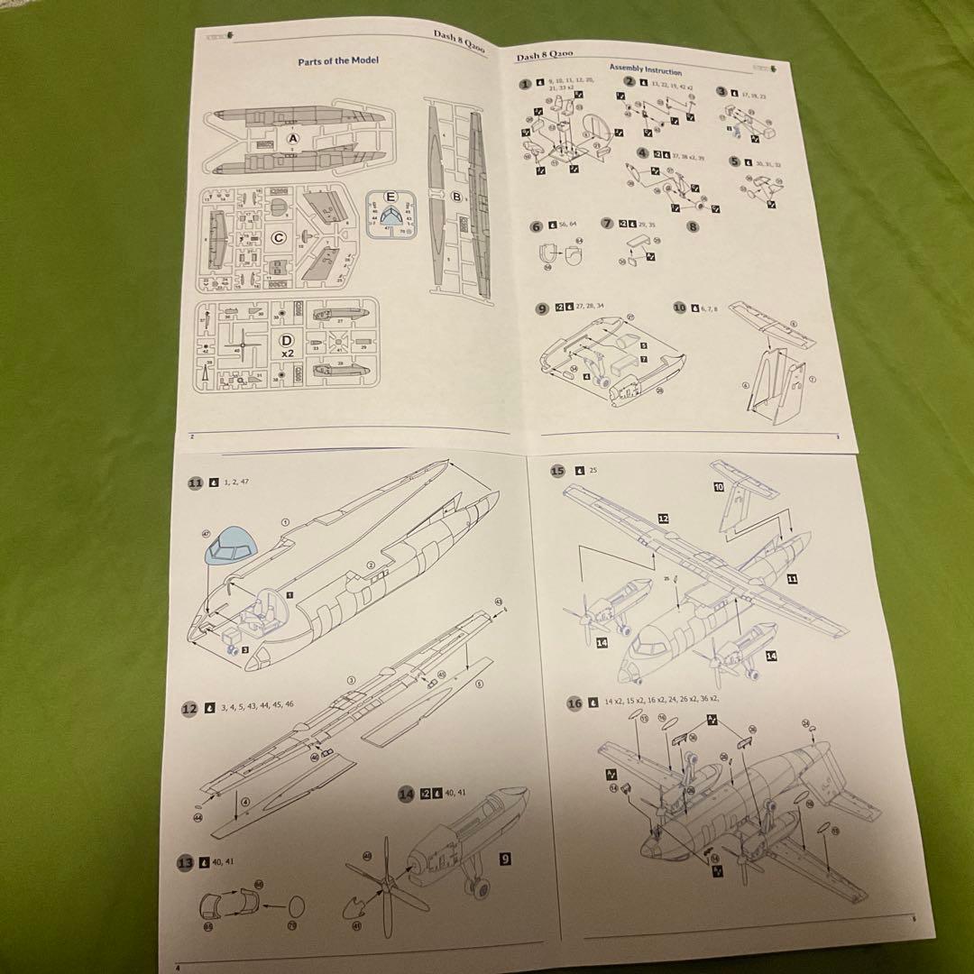 dhc8-q200 プラモデル 1/144 旅客機プラモデル ボンバルディア。