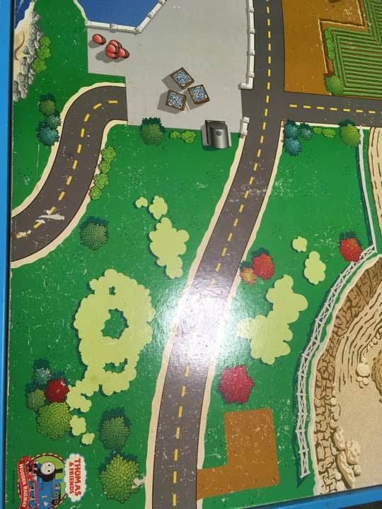 送料込みトーマス プレイテーブル L 貴重な完売品 ラーニングカーブ カーヴ