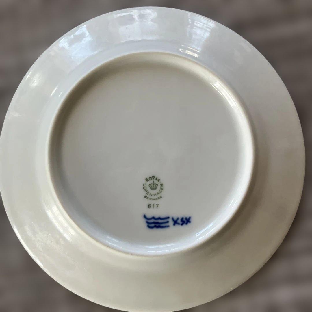 専用です　ロイヤルコペンハーゲン ブルーフルーテッド ハーフレース17cm