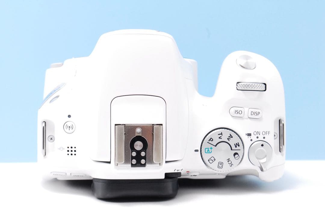 WiFi&Bluetooth】Canon Kiss x9 ホワイト ショット数少