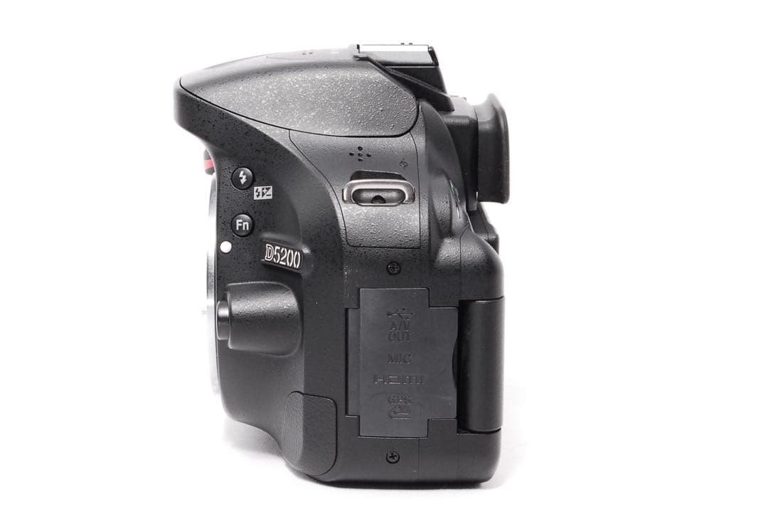 ショット数少なめ◆Nikon D5200◆すぐ使える◆一眼レフカメラ◆手ぶれ補正