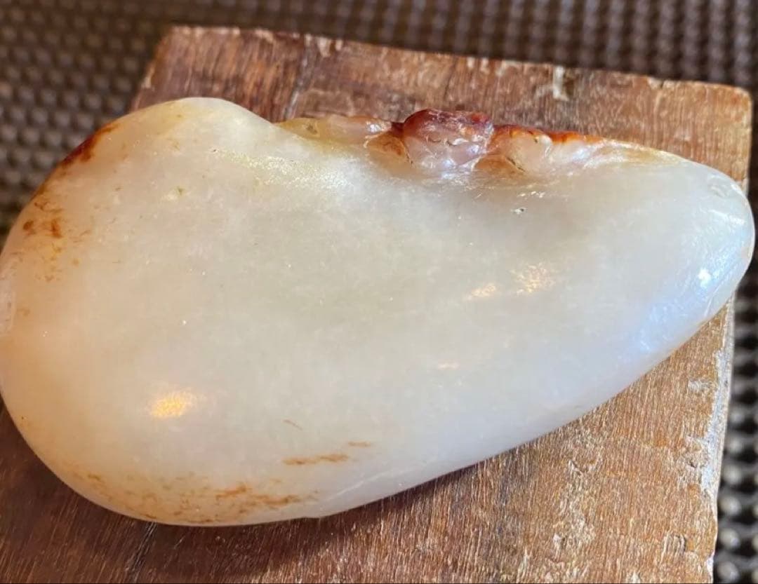 ヴィンテージ　根付/手把件・天然古和田玉　蟹・子孫・銭　鑑賞台付　２点セット