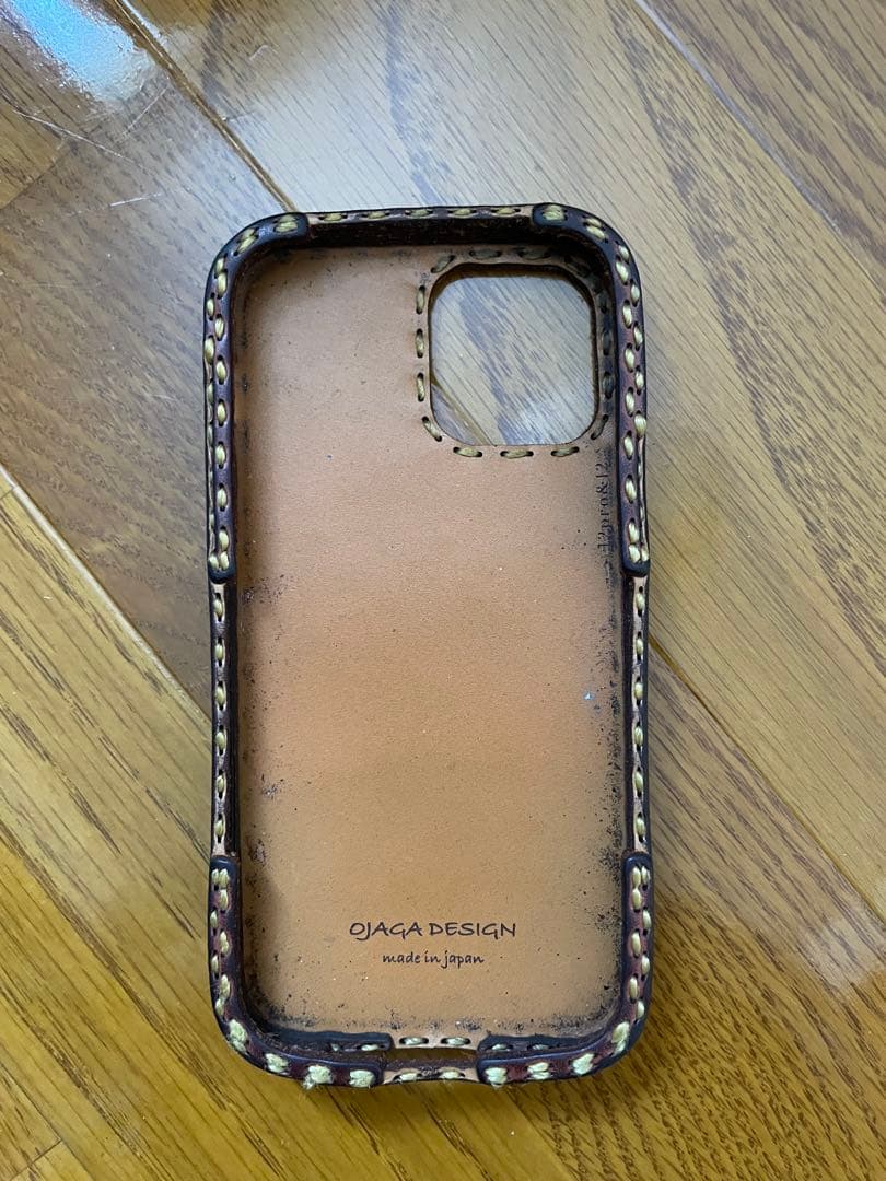 オジャガデザイン　iPhone12pro用ケース