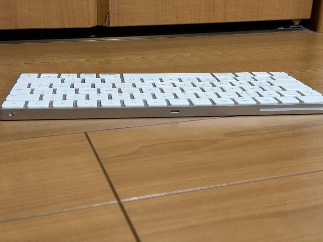キーボード Magic Keyboard(UK) + Magic Trackpad 2