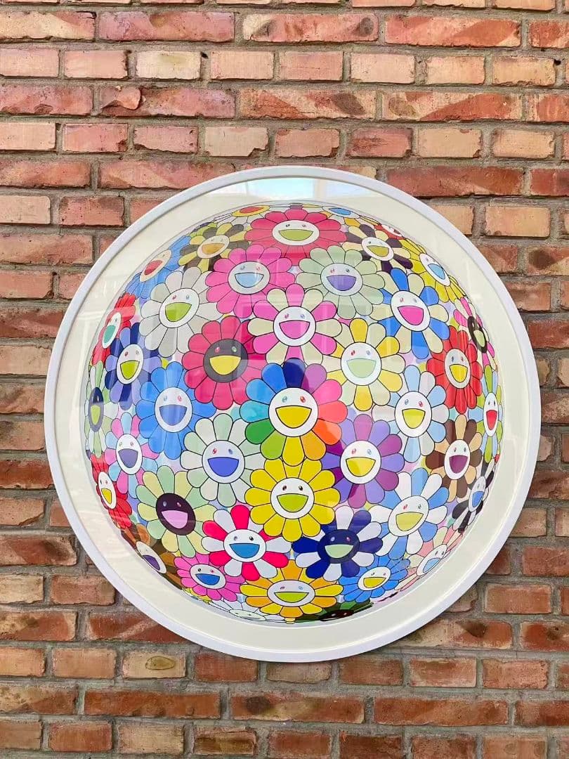 村上隆「お花畑の中に顔をうずめる」