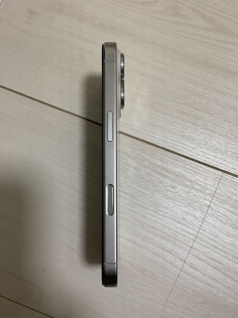 iPhone16Pro白128GB ＆ AppleWatch SE セット