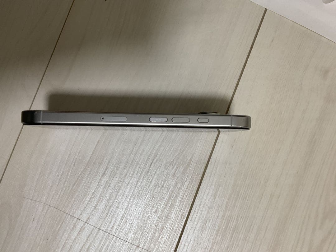 iPhone16Pro白128GB ＆ AppleWatch SE セット