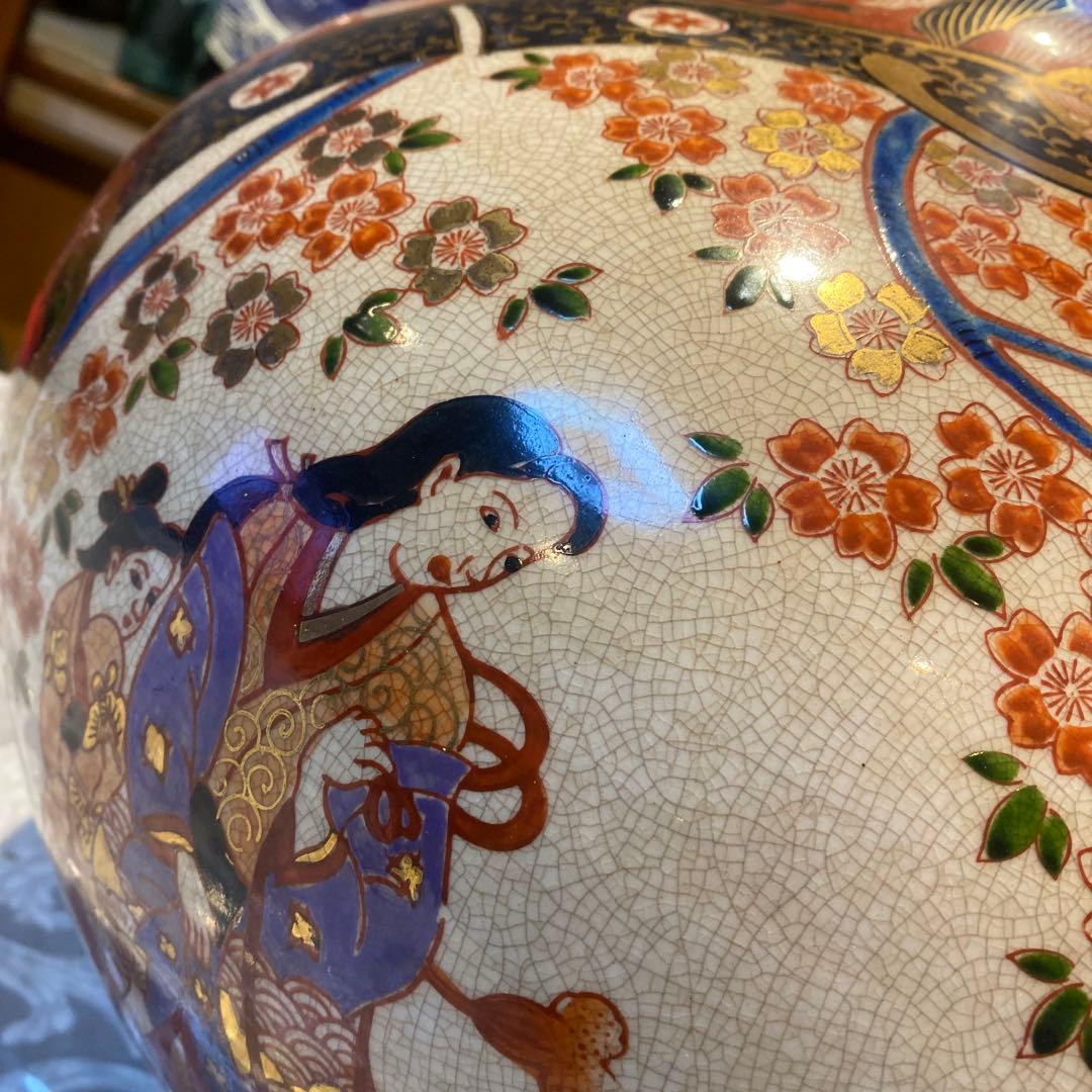 伊万里錦手美人と犬散歩図花瓶