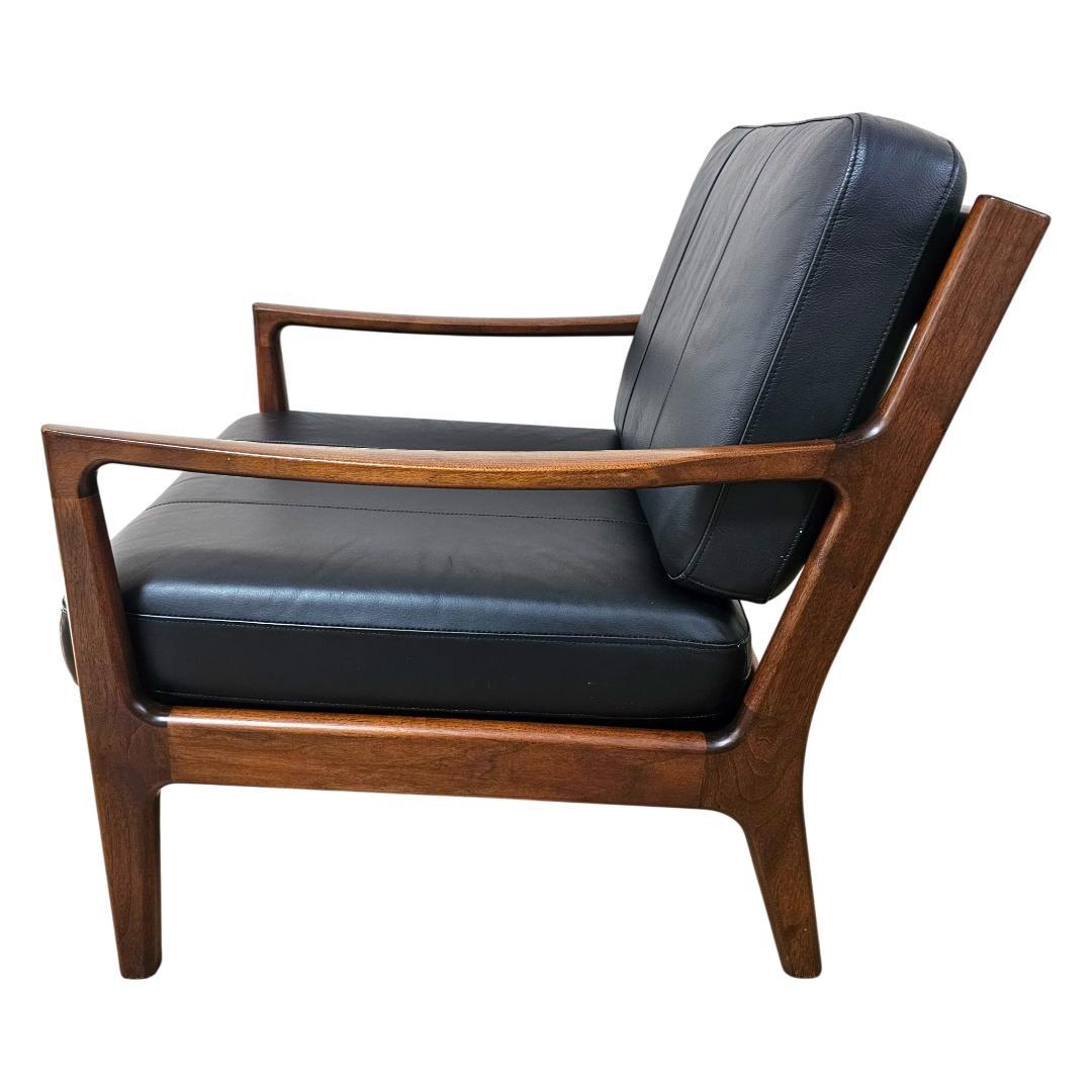 【美品】起立木工 ノルディ アームチェア② 黒 ウォールナット 椅子 レザー調