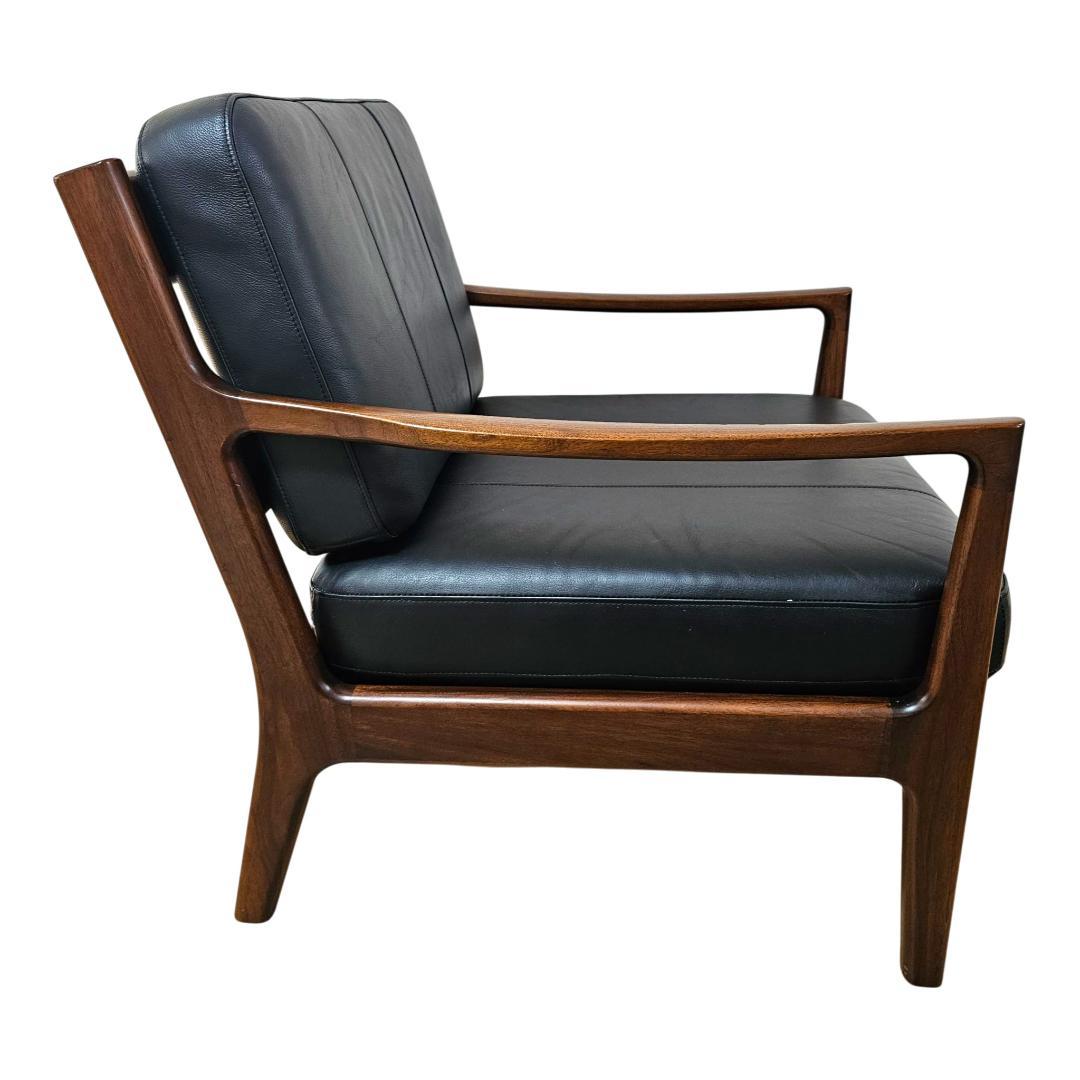 【美品】起立木工 ノルディ アームチェア② 黒 ウォールナット 椅子 レザー調