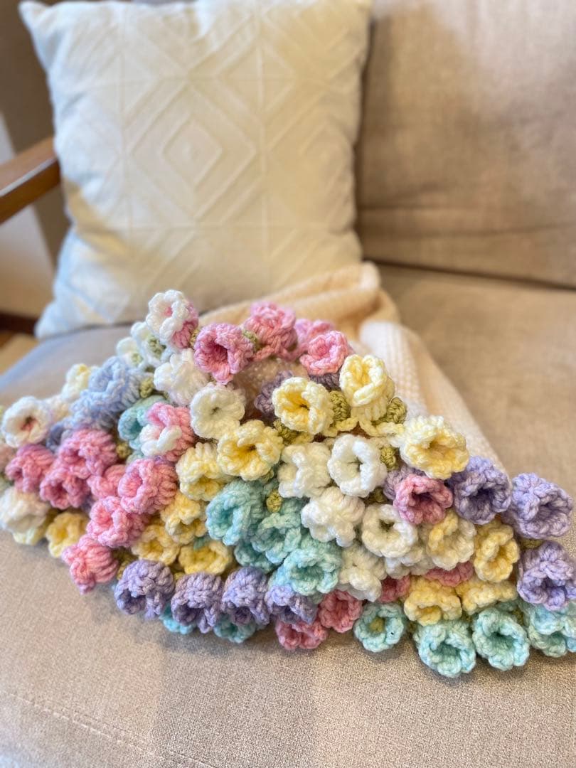 直径94cm 花束ブランケット 立体花モチーフ かぎ針編み パステルカラー
