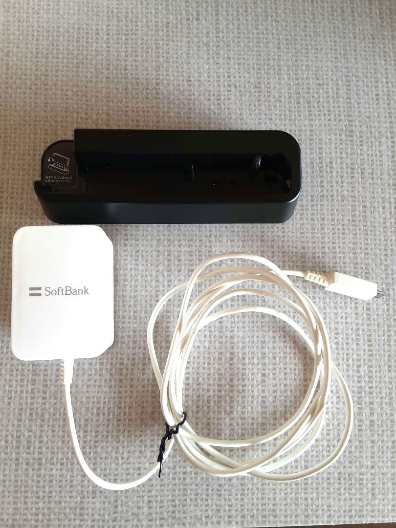 SoftBankかんたん携帯9 NP505SH ワインレッド