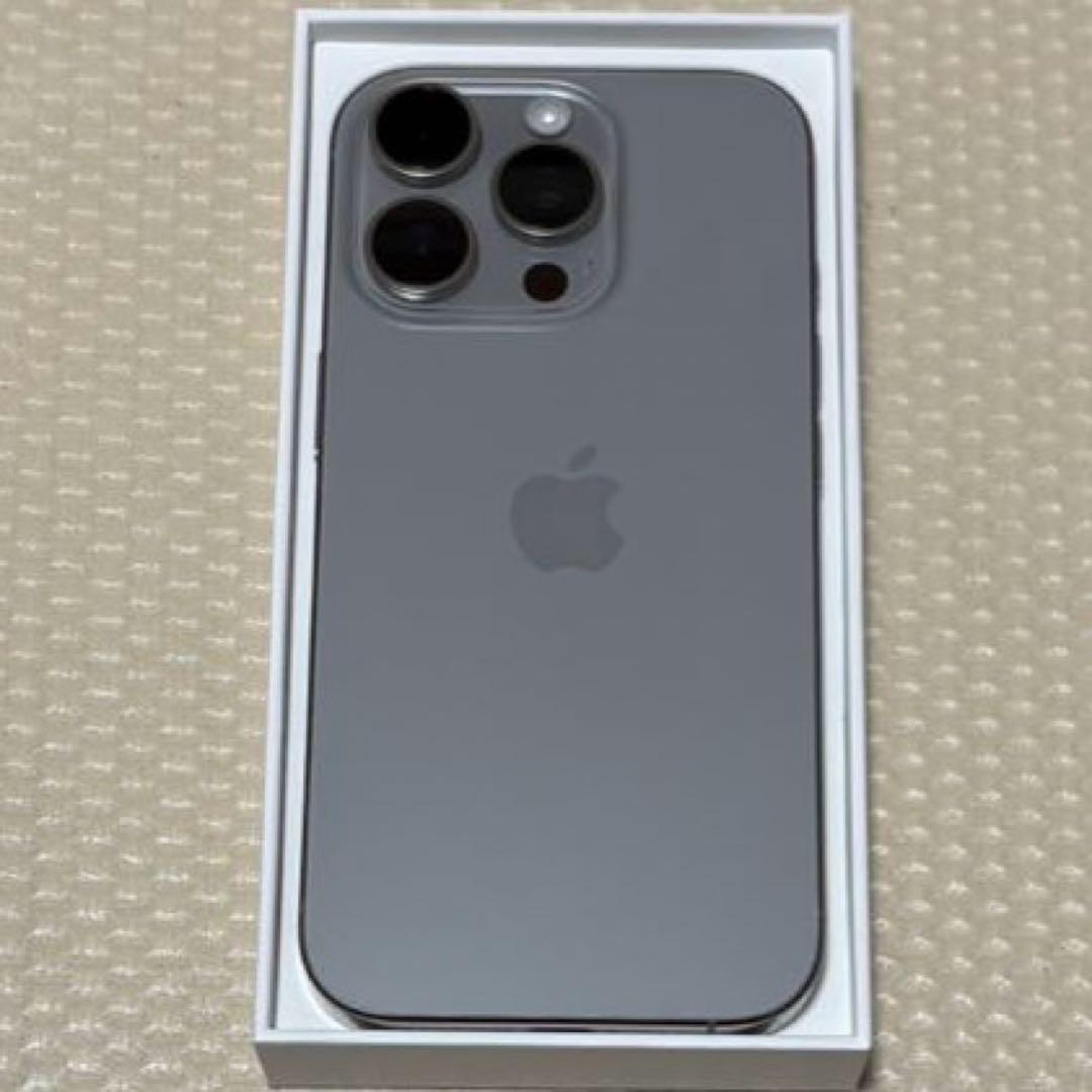 新品近いバッテリー100% iPhone16Pro 256GB SIMフリー本体
