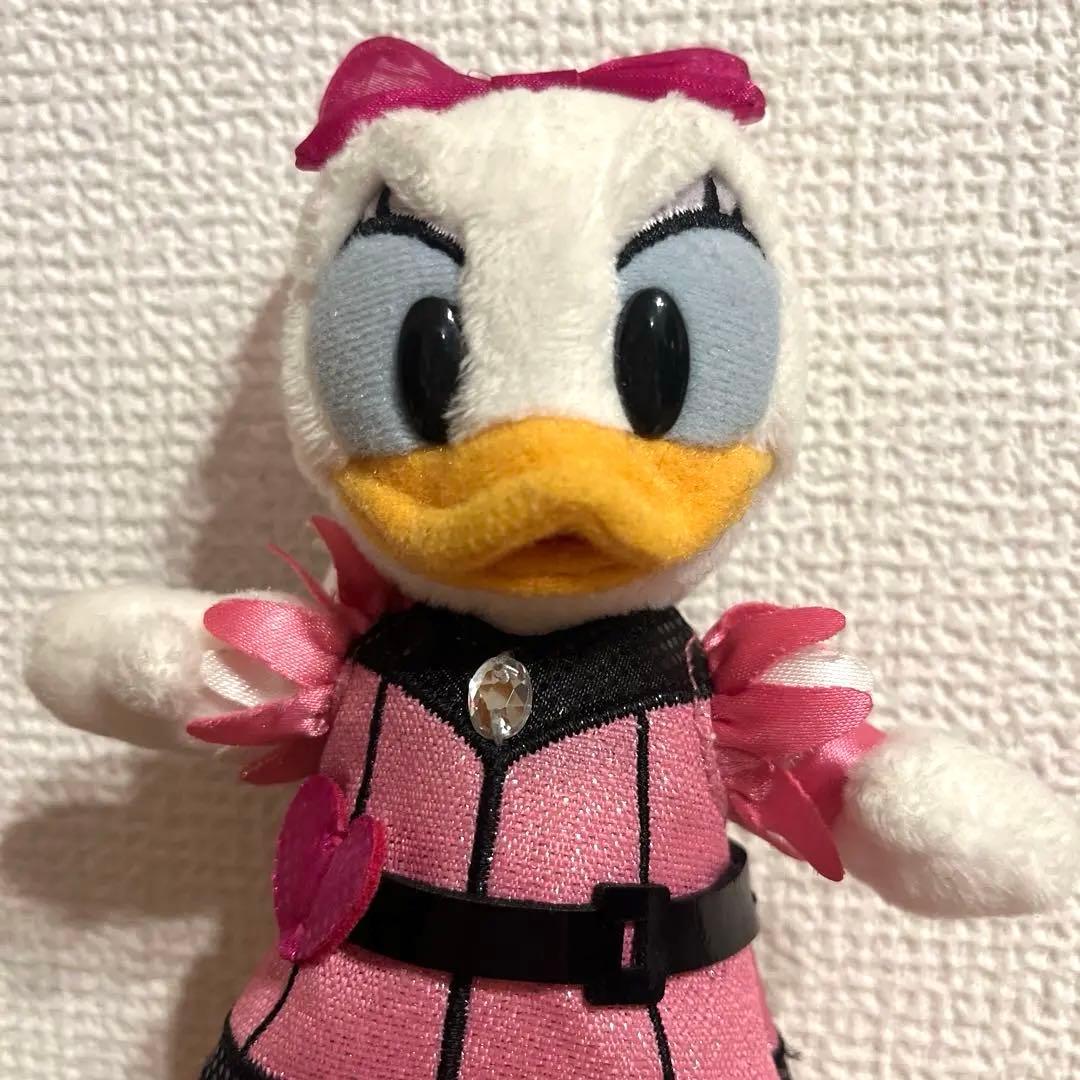 ディズニーランド　クラブマウスビート　ぬいぐるみバッジ　デイジー