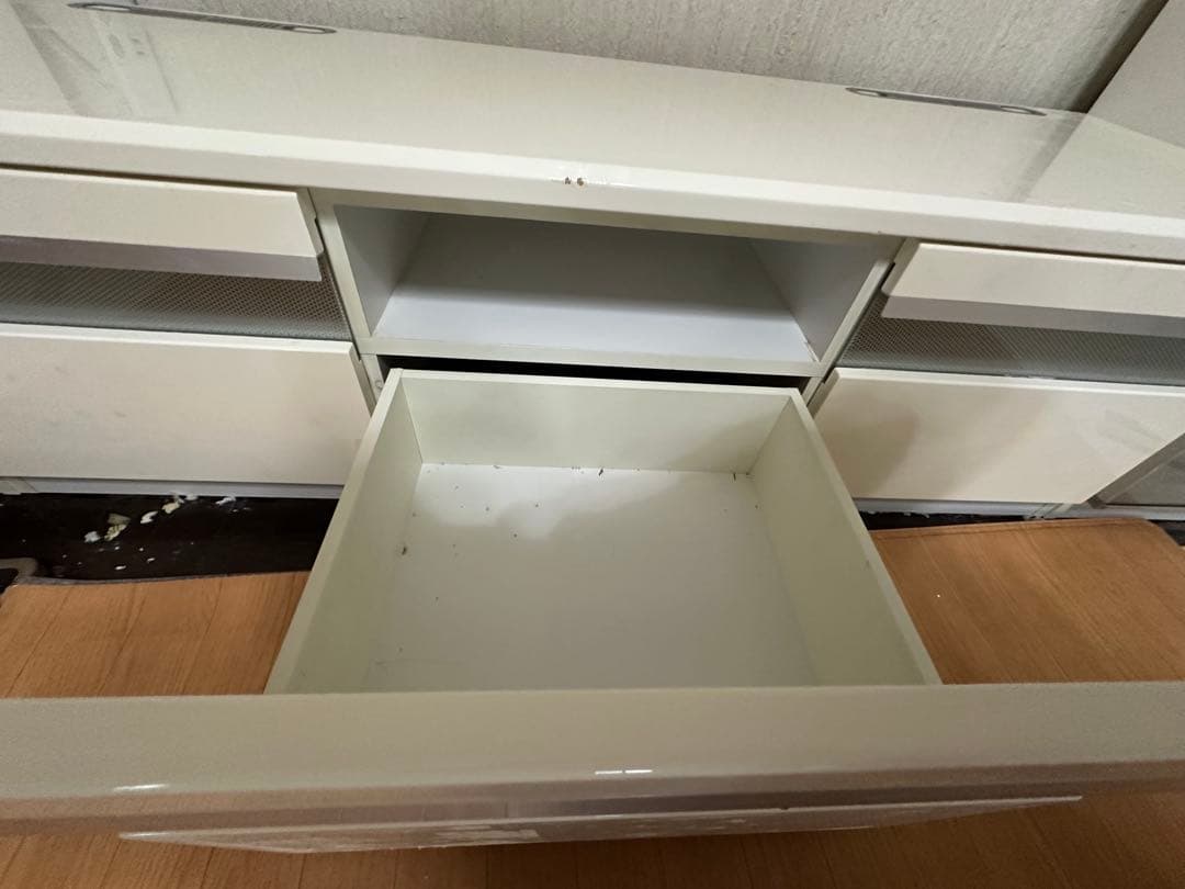 元値400000円　ホワイトテレビボード　収納付き